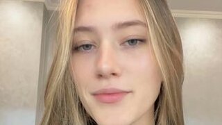 ElizabethDebicki Snapshot